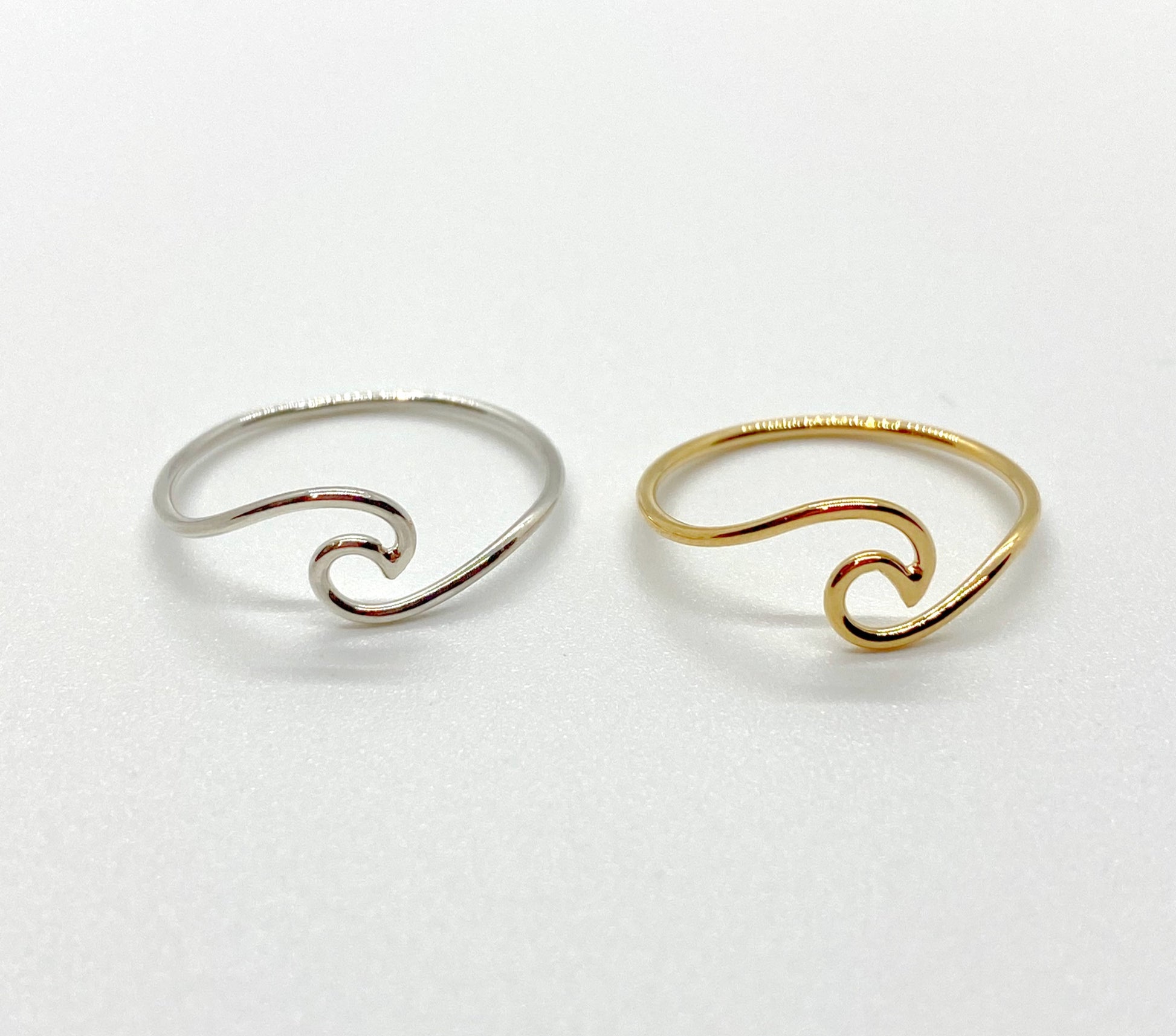 Curled Wave Ring image 3