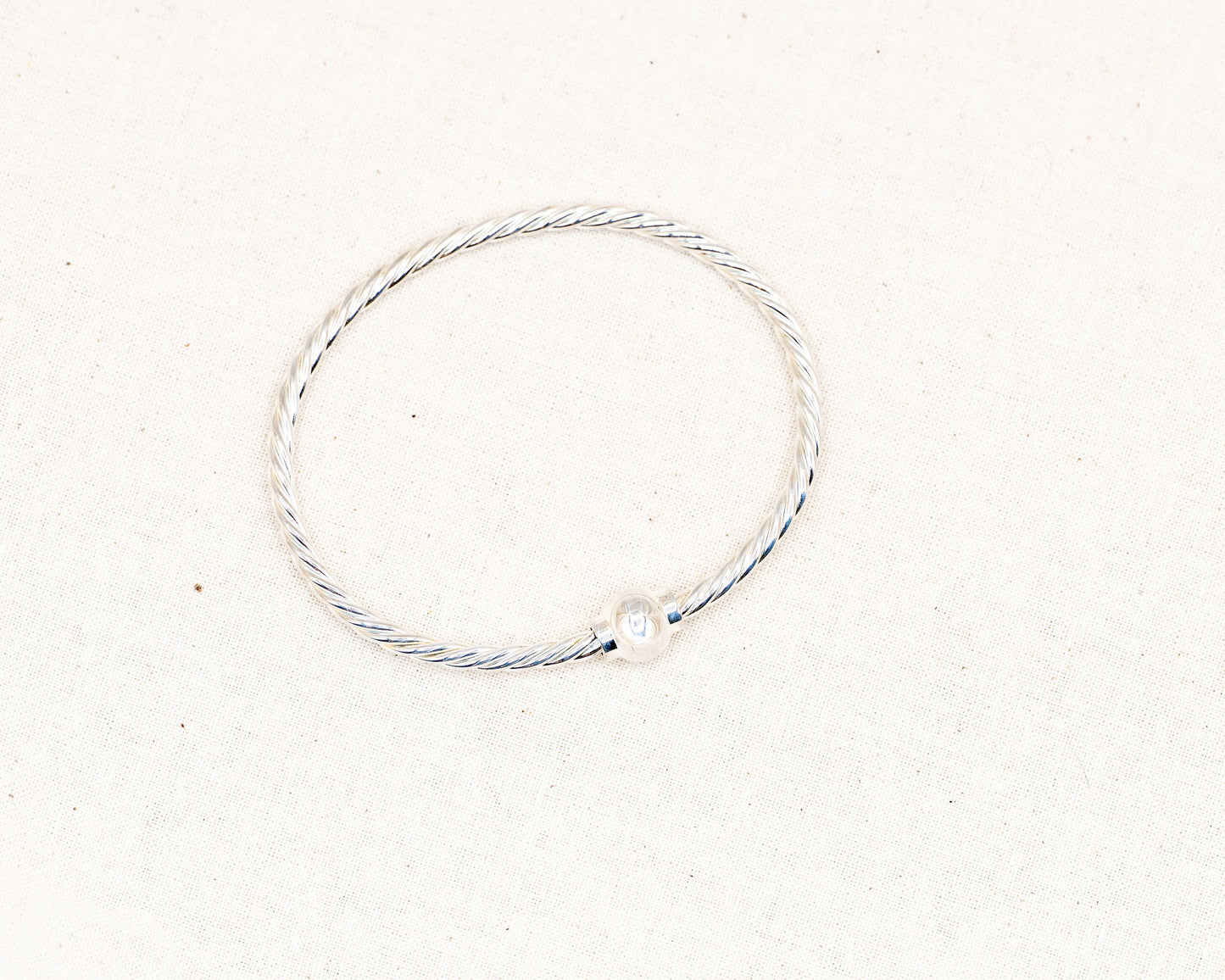 Single Ball Twisted Cape Cod Bracelet in Sterling Silver