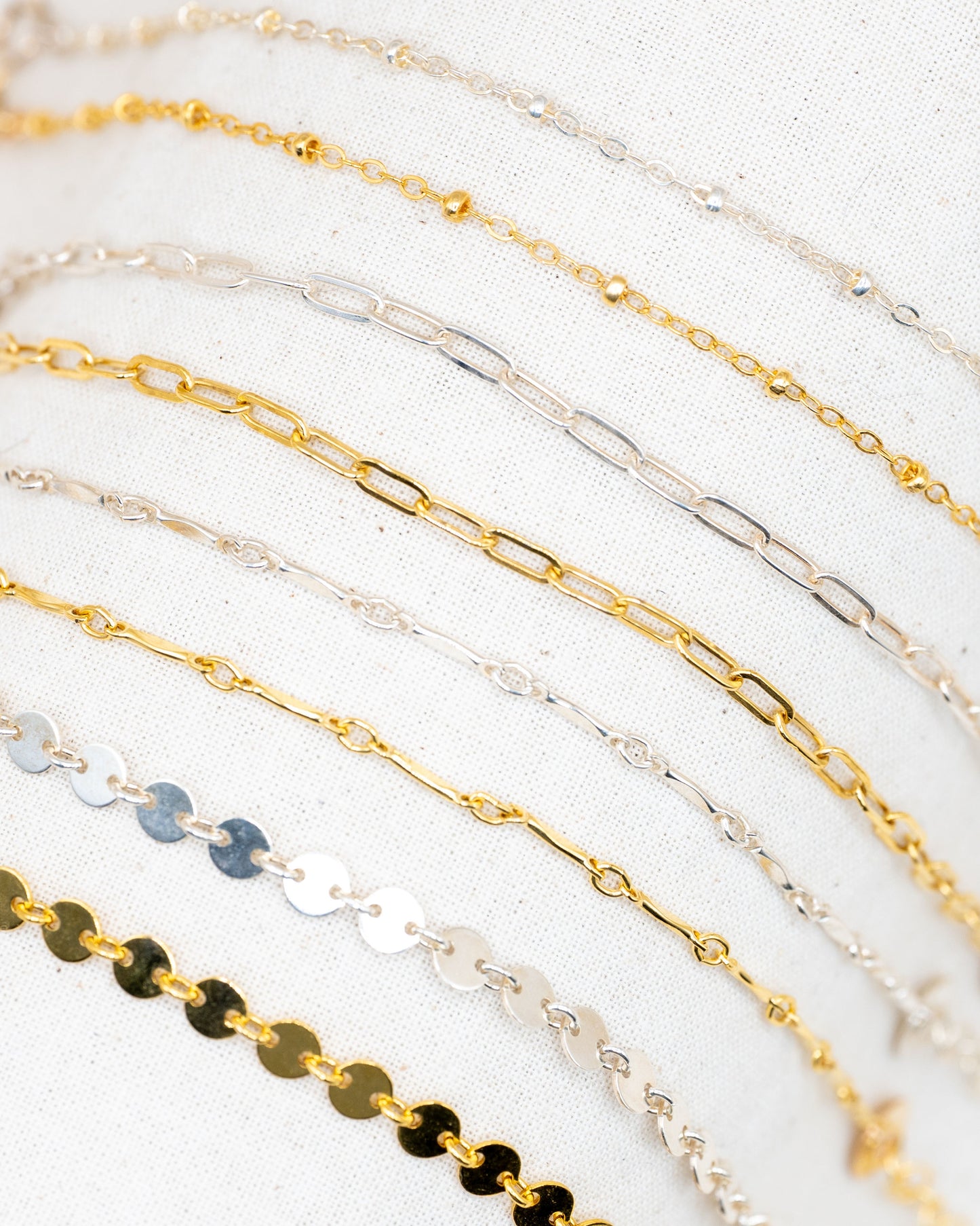 "Felicia" Dainty Disc Chain Necklace
